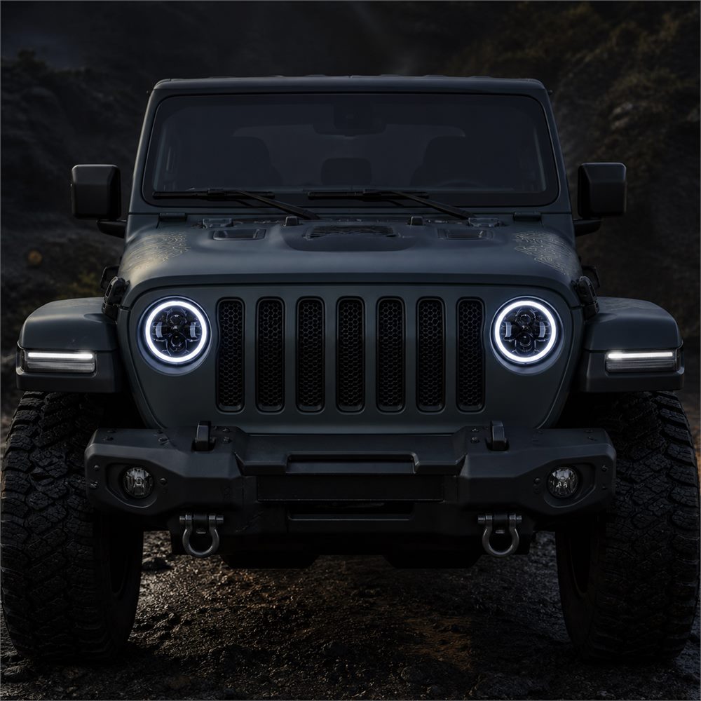 jeep wrangler JK front view with 7 inch halo headlights installed showing real on-vehicle look