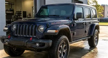 Jeep Wrangler JL Rubicon with glossy paint after off-road use
