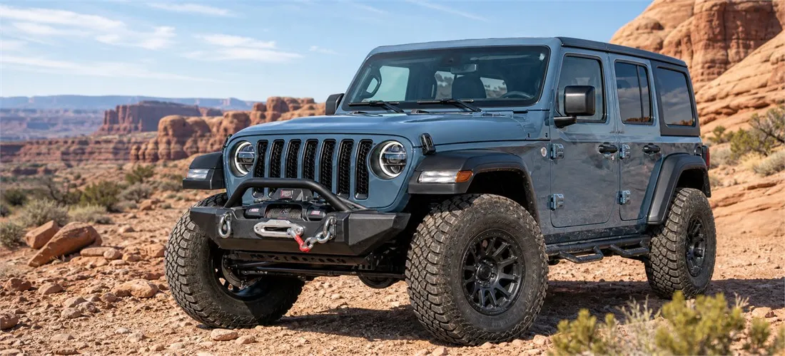 Jeep Wrangler JL with Rovaree LED headlights